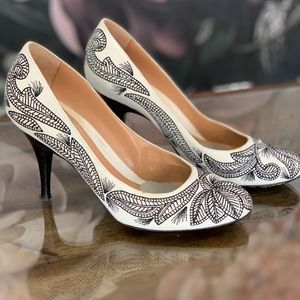 Vintage Embroidered Sergio Rossi Pump